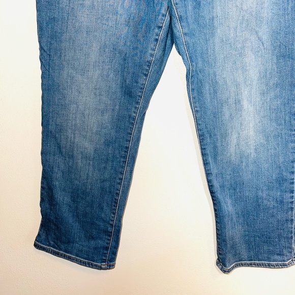 Universal Thread High Rise Slim Straight Leg Crop Light Wash Jeans 16 Women’s - Picture 6 of 13